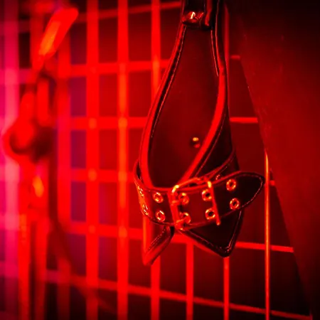 L'interdit A Sensual And Intimate Love * Rouen